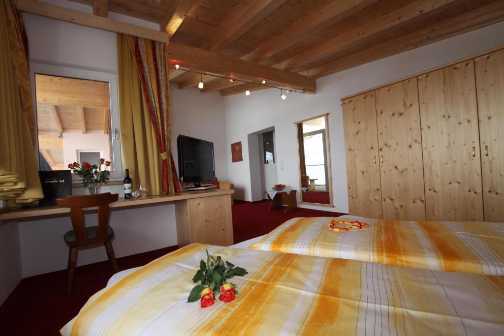 Hotel Gampeler Hof Galtür Zimmer foto