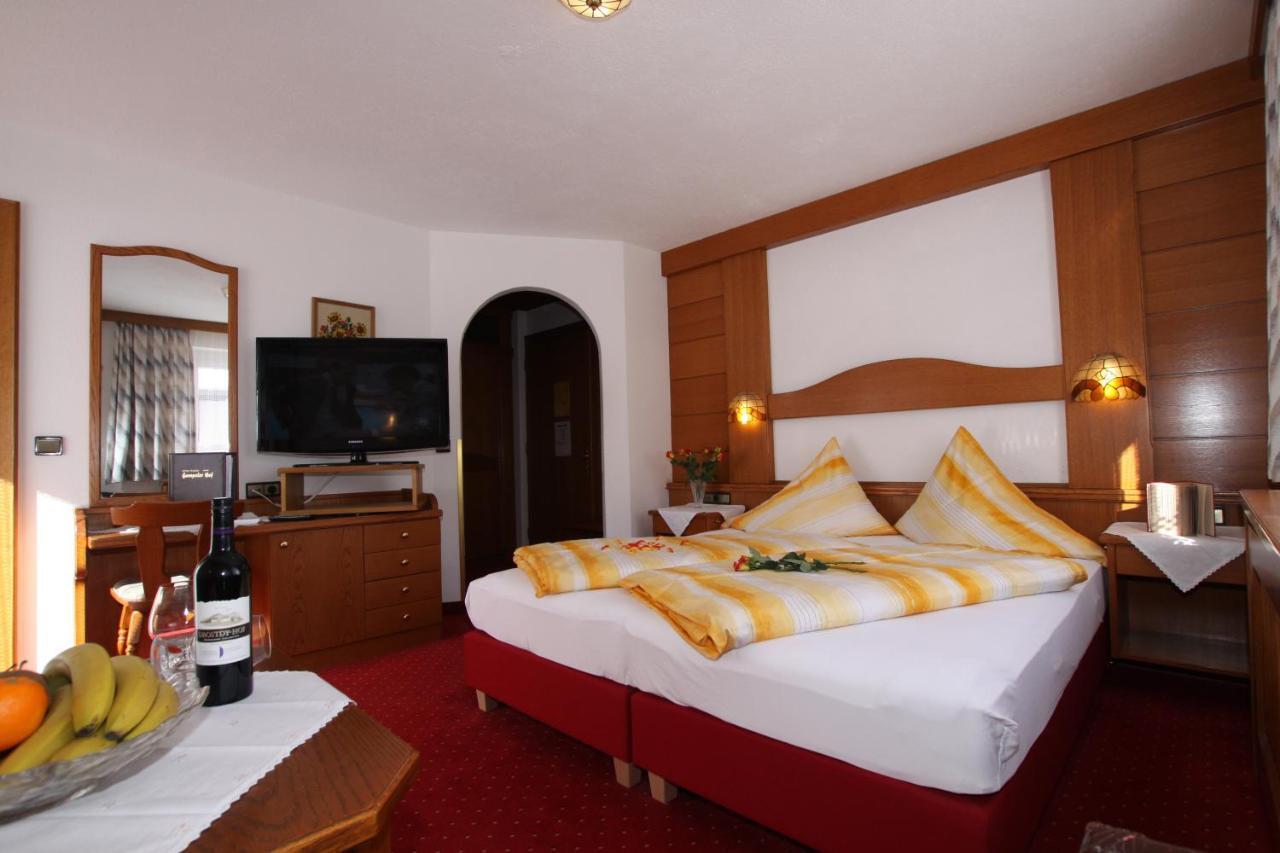 Hotel Gampeler Hof Galtür Zimmer foto